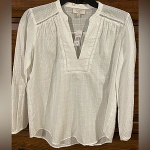 LOFT | XS White textured Popover Top NWT